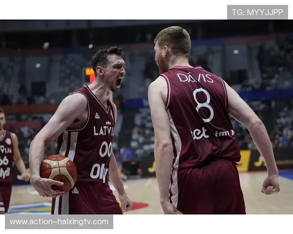 足球传奇星光闪耀 聚焦全球顶级球员的成长与辉煌之路