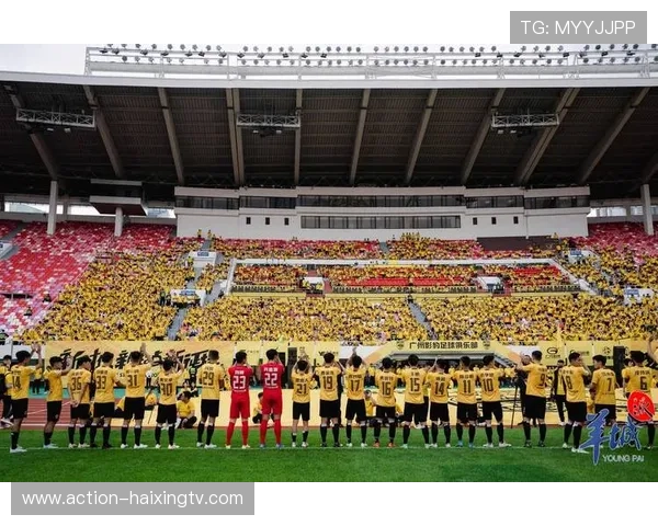 足球星动引领潮流 新时代球员风采与全球足球文化融合之旅